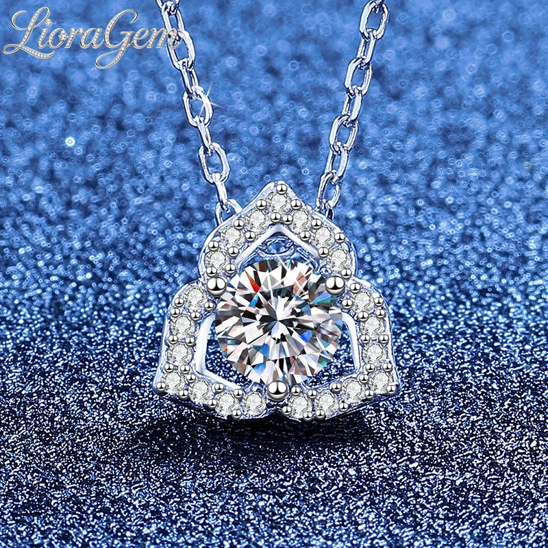 LioraGem 0.5-Carat Mossite Petal Pendant, Delicate Floral Rose Diamond-Studded Necklace Platinum PT950 Stamp