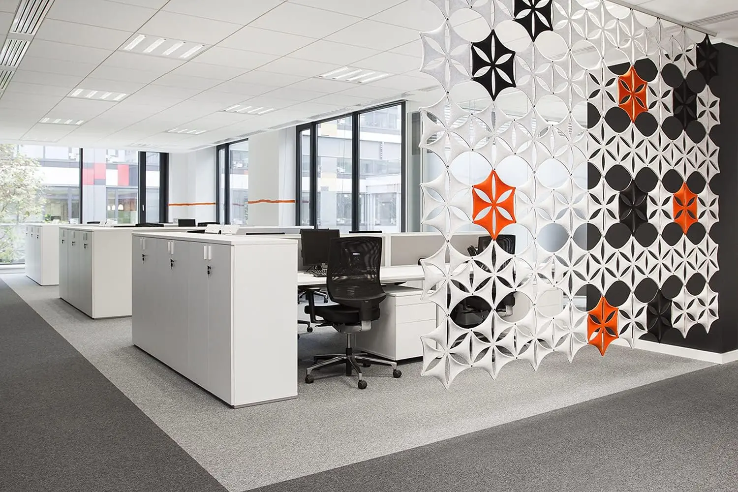 White 3D Flower Hanging Room Divider Panel, Felt Fiber Surface, High Density Polyester Board, 14"x12", 12 Pcs Home Decor