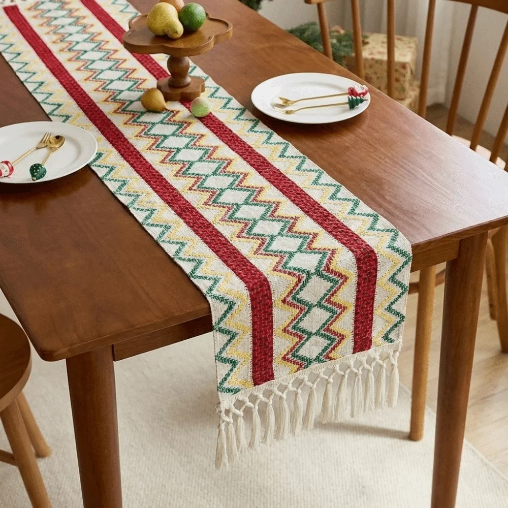Creative Hand-Knotted Tassel Hollow Out Table Runner Rustic Vintage Table Cover Thickened Long Table Runner Festive Decoration