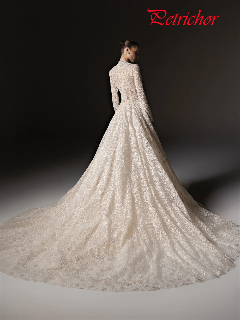 تخصيص حالمة العاج الدانتيل زي العرائس الكلاسيكية س الرقبة طويلة الأكمام فستان الزفاف الرسمي ألف خط ذيل شابيل Vestido De Novia #6