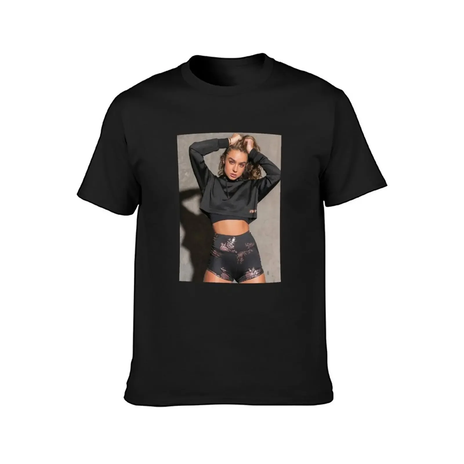 Sommer Ray Model T-Shirt fashion shirts customizeds Funny t-shirts plain white t shirts men