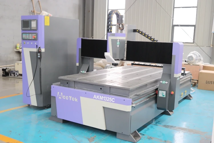 Picture 4: ATC Wood Carving Milling Cutting Cnc Machinery AKM1325C ATC CNC Router With Syntec Controller And Servo Motor For Wood