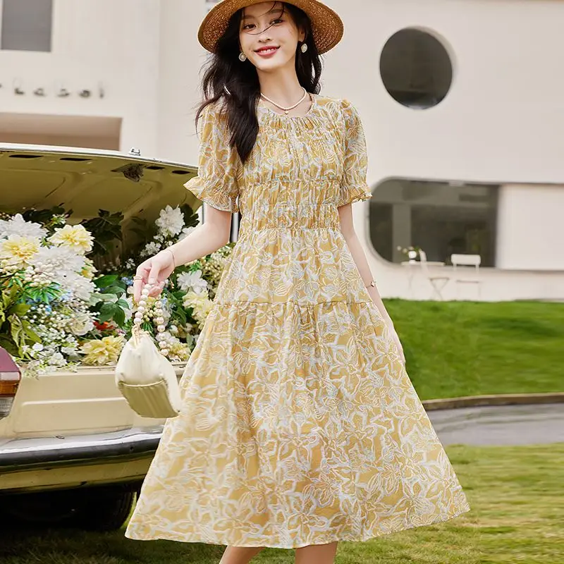 

French Tencel floral dress, feminine and slimming, with high waisted bubble sleeves embroidered skirt, O-Neck long skirt