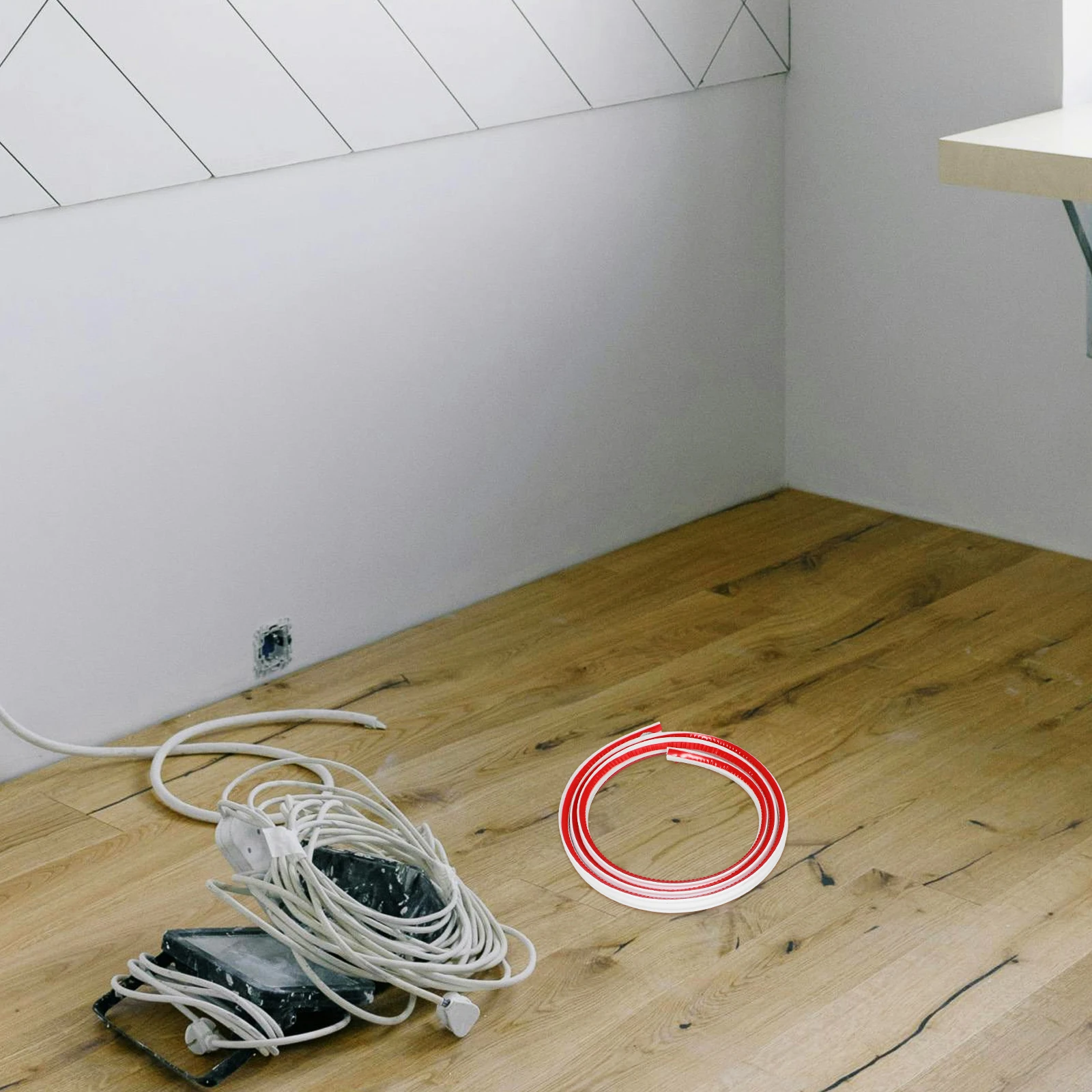 

1 Roll Flexible Peel Stick Molding Trim Self-Adhesive Wall Corner Molding For Kitchen Bathroom Wall Edging Strip