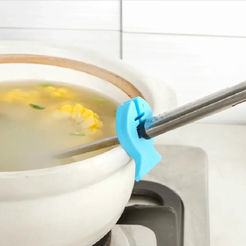 2PCS Anti Scald Clip Creative Anti Slip Small Fish Shaped Spoon Holder Kitchen and Household Multifunctional Pot Edge Fixator