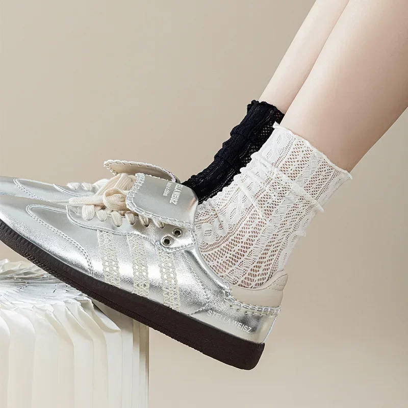 日本のかわいい女の子キュートソックス春夏メッシュ中空アウト女性ソックスソリッドカラー女性原宿レトロヴィンテージロングソックス