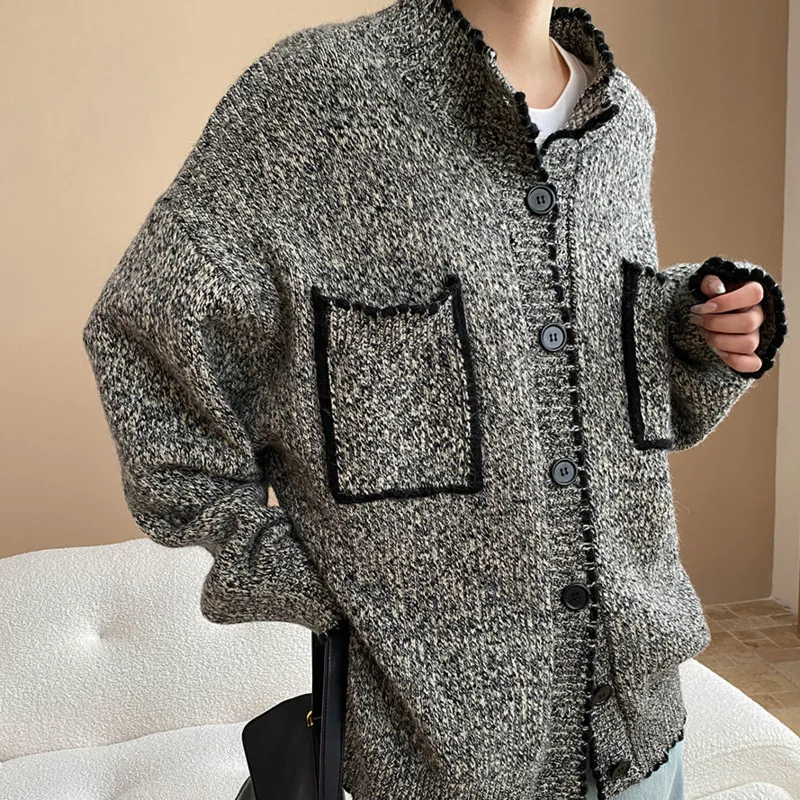 HKSH Spring Autumn New Women Sweater Single Breasted Pockets Color Block Casual Knitted Cardigan Elegant Trendy Ins Coat HK13604