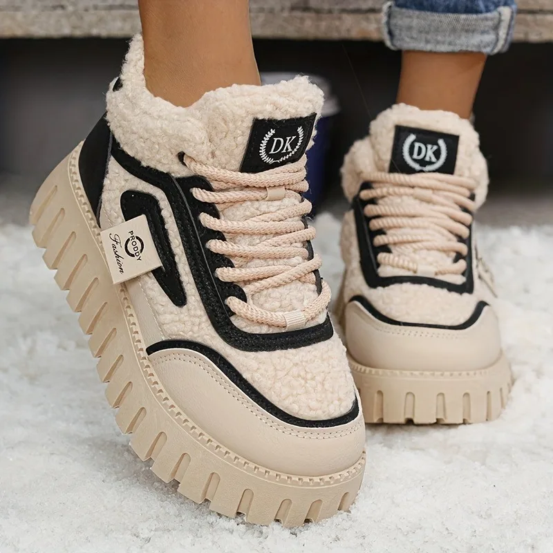 

Korean Version of Dad Shoes for Women, Winter 2025 with Plush Insulation High Top Student Casual Sports Shoes