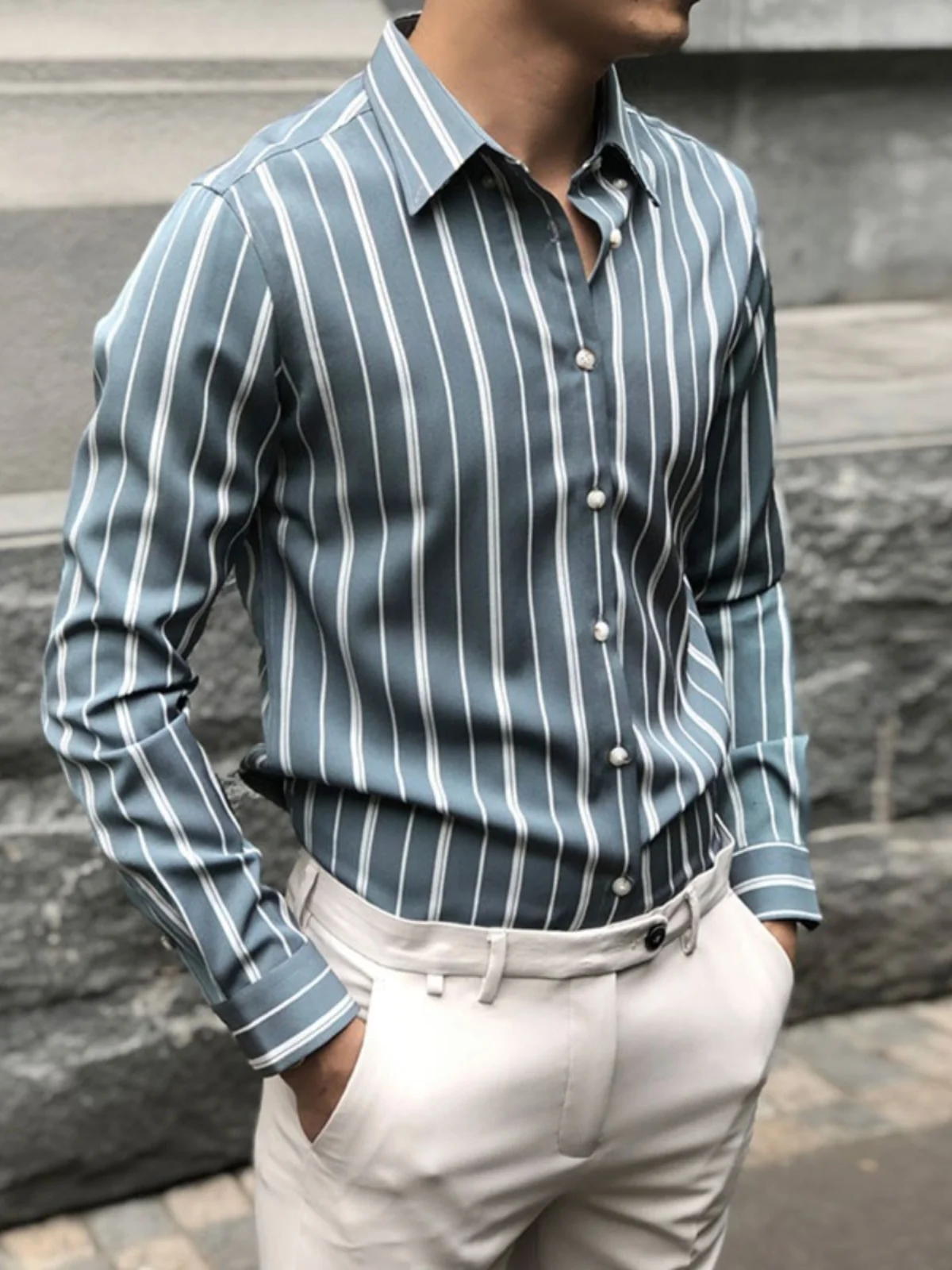 

Men's Long Sleeve Striped Shirt Casual British Style Slim Fit No Ironing Required Premium Feeling Business Formal Shirt