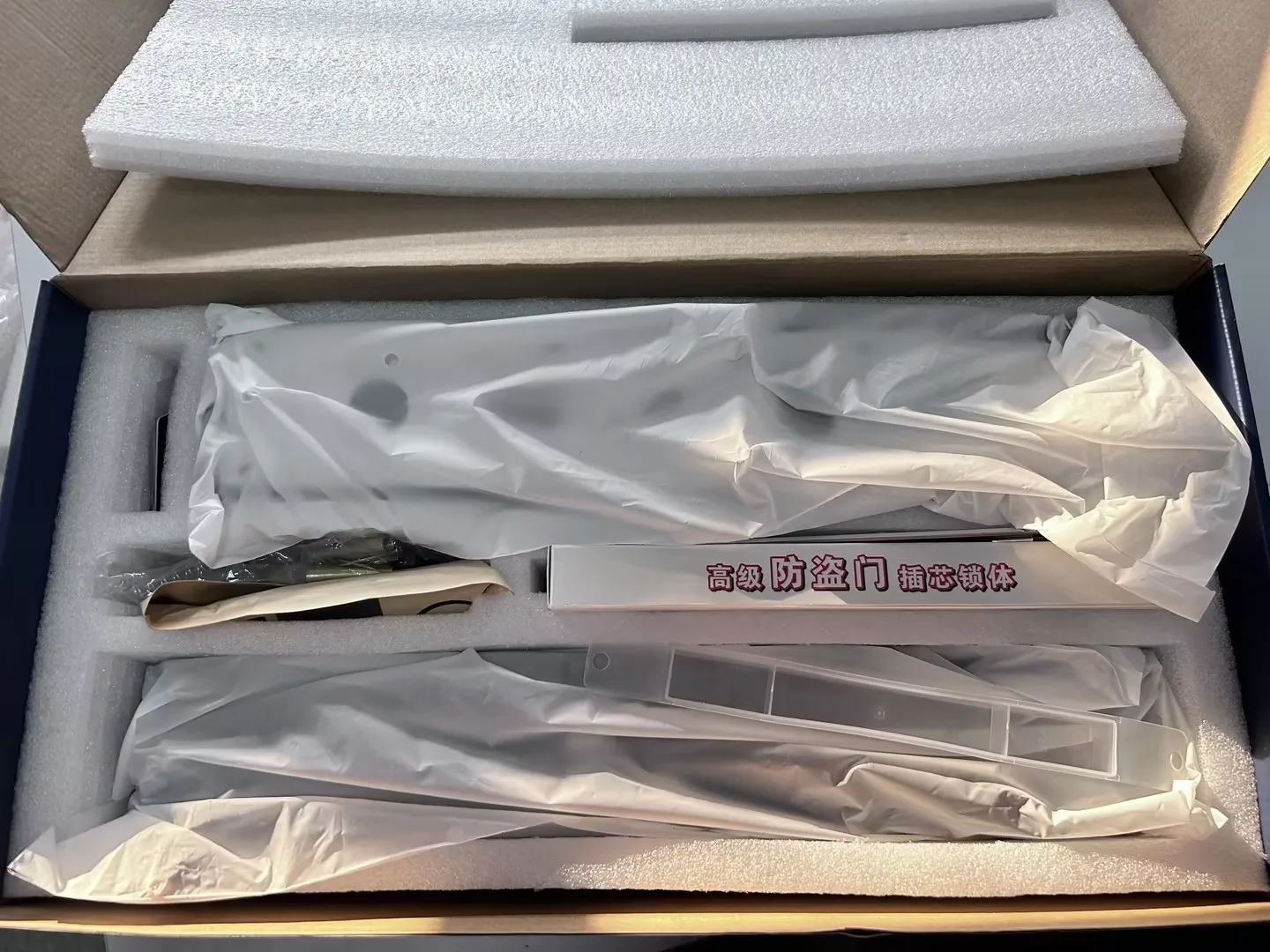 Tuya WiFi Smart Door Lock Intelligent Lock Door Face Recognition Door Lock With 6068 Mortise