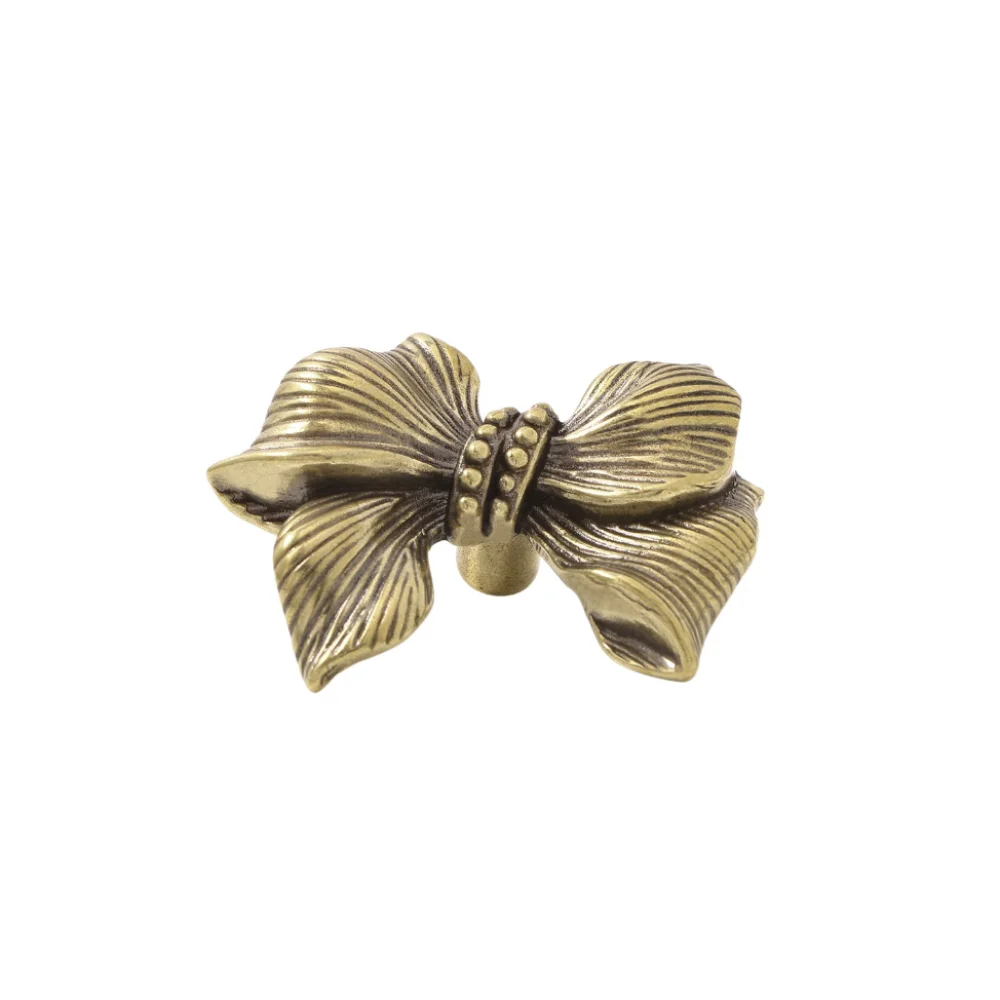 

Gold Color Bow Tie Brass Handle Luxury Retro Cabinet Door Knobs Single Hole Furniture Hardware Wardrobe Drawer Pulls Kitchen