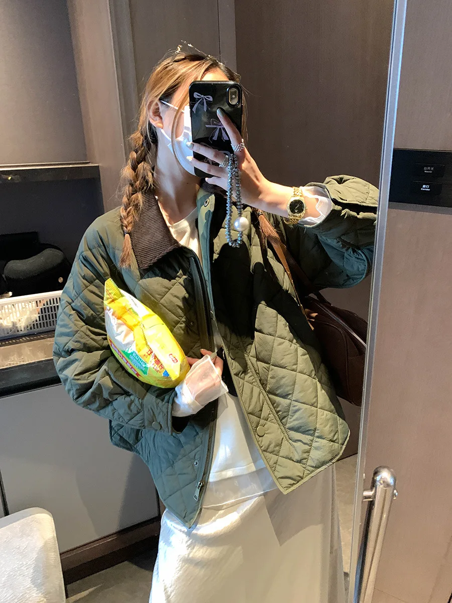 سترة نسائية كاجوال بلون سادة وطية صدر السترة من القطن الفضفاض بغرز شبكية ماسية