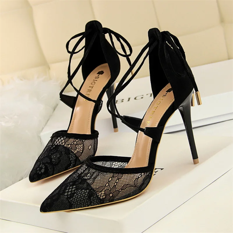 

2024 Summer New Fashion Pumps Women's Mesh Shallow Mouth Pointed High Heel Sandals Lace Cross Tied Stiletto Hollow Shoes