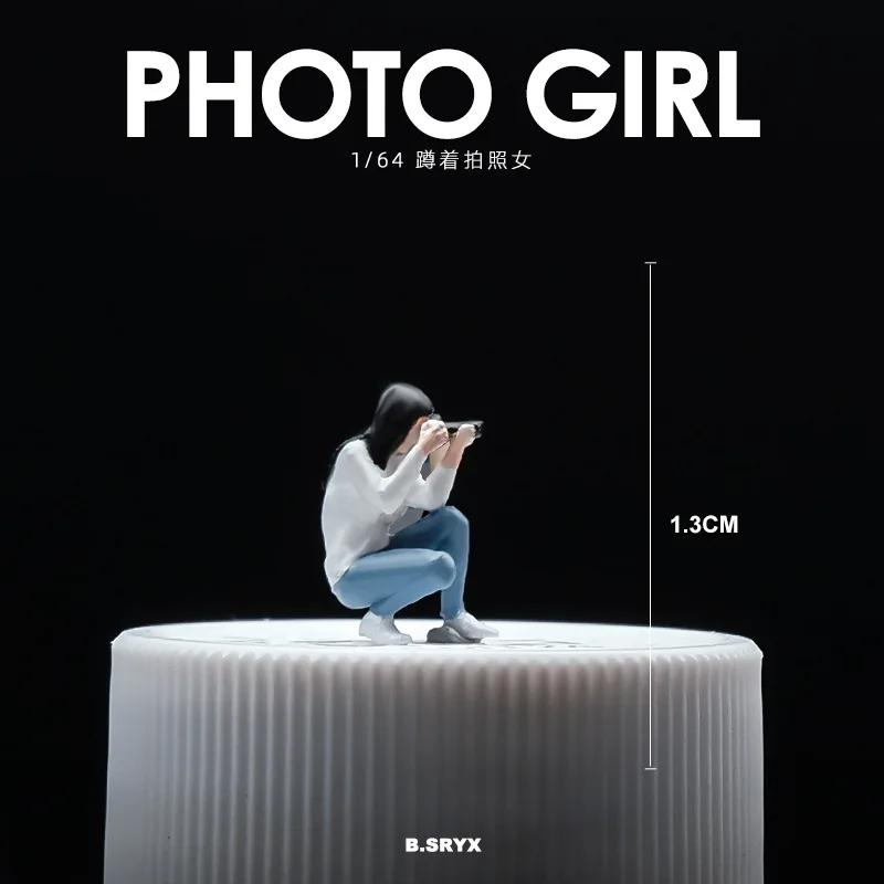1/64 Scale Miniature Mini Doll Different Postures Photographer Model DIY Figure Accessory Street/News Photography Display Gifts