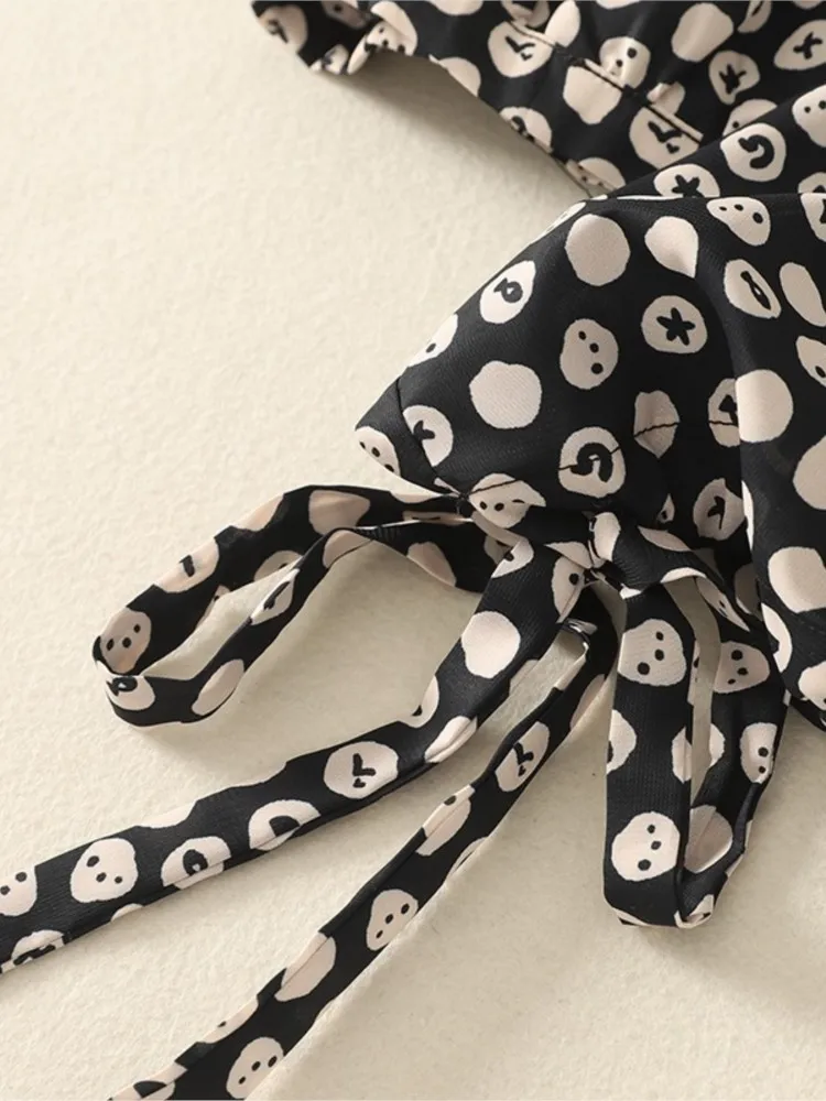 المتضخم الربيع الصيف تي شيرت المرأة هندسية طباعة موضة بلوزات فضفاضة غير رسمية السيدات غير النظامية مطوي امرأة تي شيرت