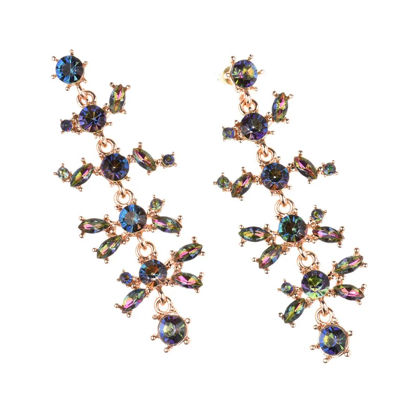 New product earrings, creative fashion alloy diamond earrings, cross-border accessories sent overseas
