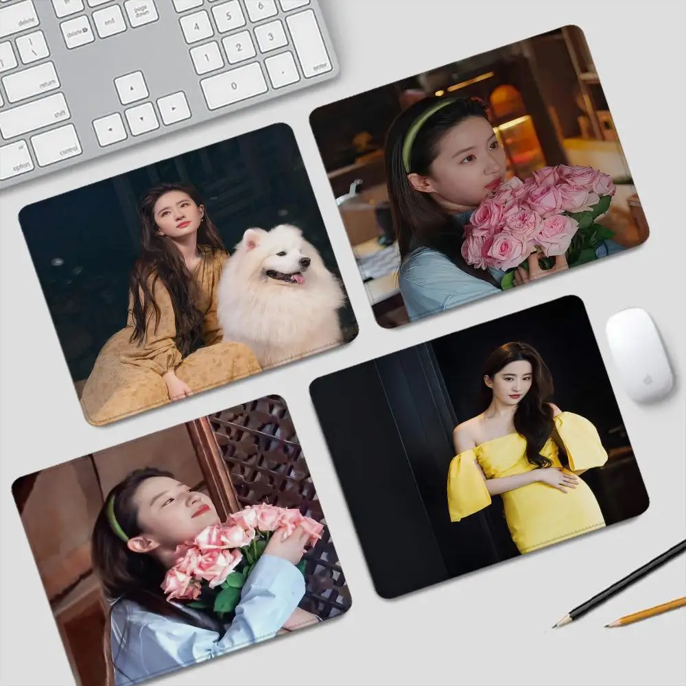 

Chinese Liu Yifei Mouse Pad Small Gaming Accessories Keyboard Computer Offices Desk Mat Pc Gamer Non-slip Rubber Mousepad