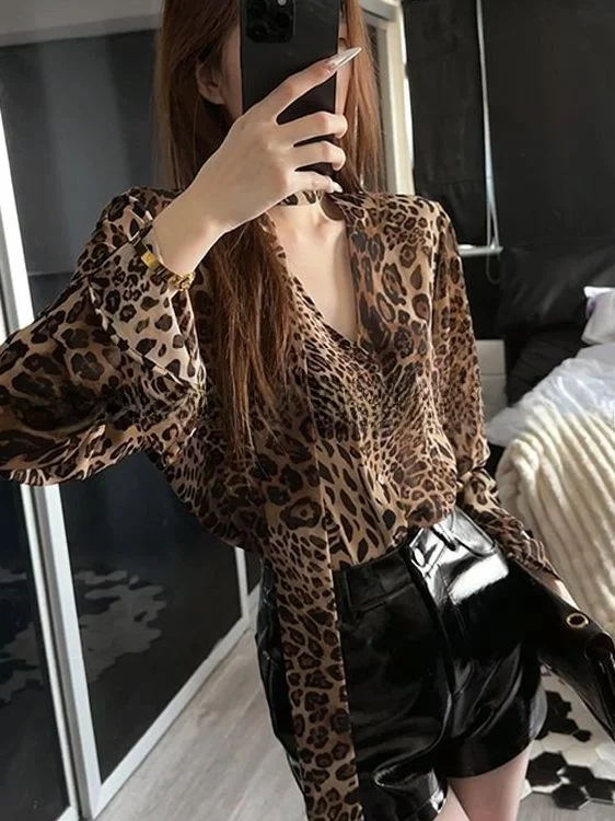 Sexy de talla grande para mujer largo Sve v-ne estampado de leopardo irt suelto adelgazante francés Sle Top puro deseo otoño nueva llegada
