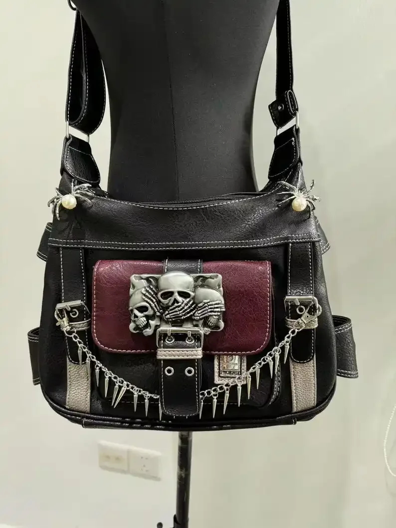 PU Leather Crossbody_bag for Men and Women Y2K Punk Skull Patch Messenger Bag