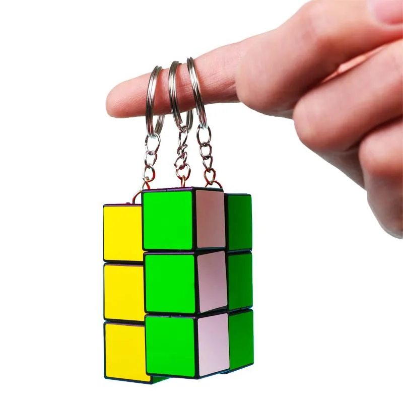 1pcs HOT SALE Kids Puzzle Toys 1x3 Rectangular Magic Cube Keychain Pendant Creative Fun Finger Gadgets Spinning Magic Cube Toys