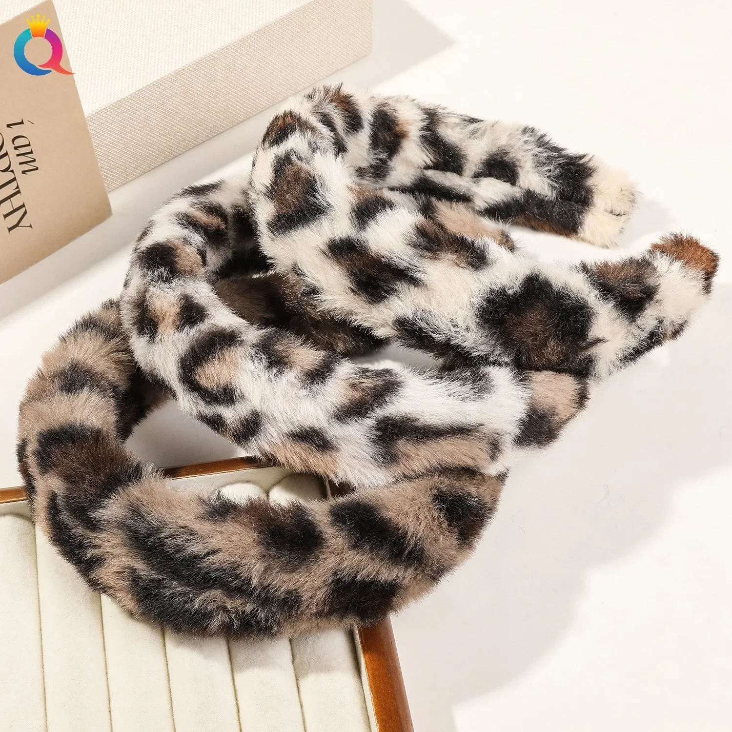 Retro Plush Leopard Teeth Headband Non-Slip Hair Ornament Hairbands Women Autumn Winter Korean Fashion Hair Accessories