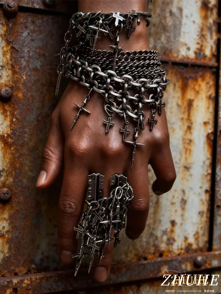 

Vintage Cross Chain Tassel Ring, Unisex Jewelry Accessory for Men & Women, Retro Style Statement Jewelry, Fashionable Finger Orn