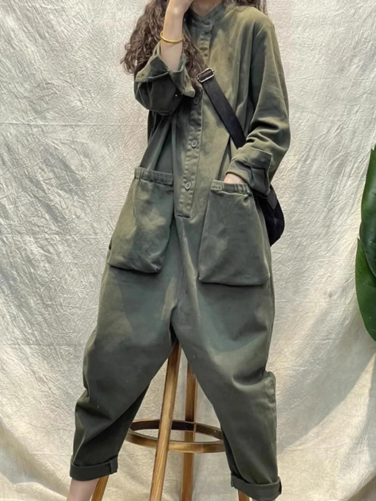 

Новый летний женский комплект: укороченные брюки с высокой талией и широкими штанинами, в стиле европейского карго, для повседневной носки