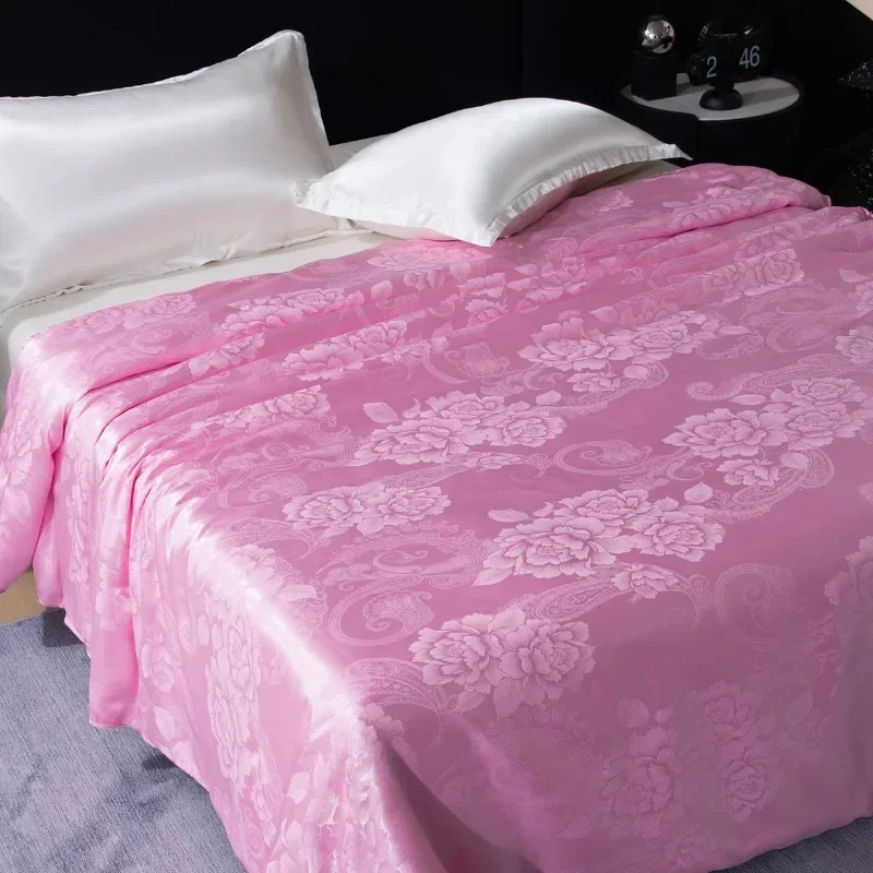 New Peony Jacquard Winter Quilt Handmade Silk Cotton Spring and Autumn Quilt Available in All Seasons
