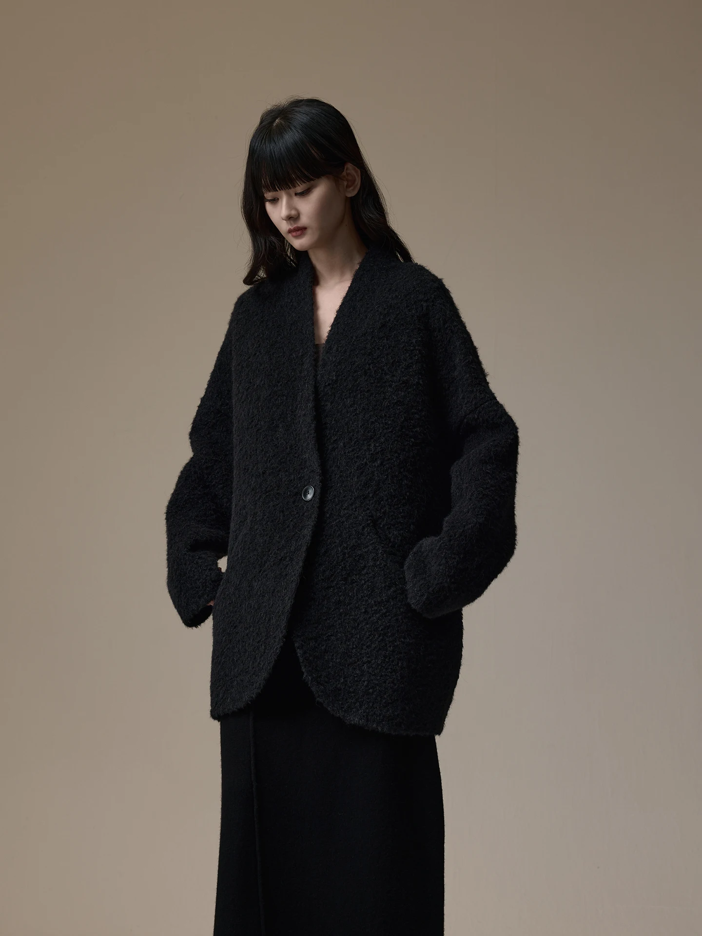 

INOUT Q2025 Autumn Winter Woolen Coat Circle Tweed Batwing Sve Mid-Length Stand Collar Sweater Sle Commute Friendly