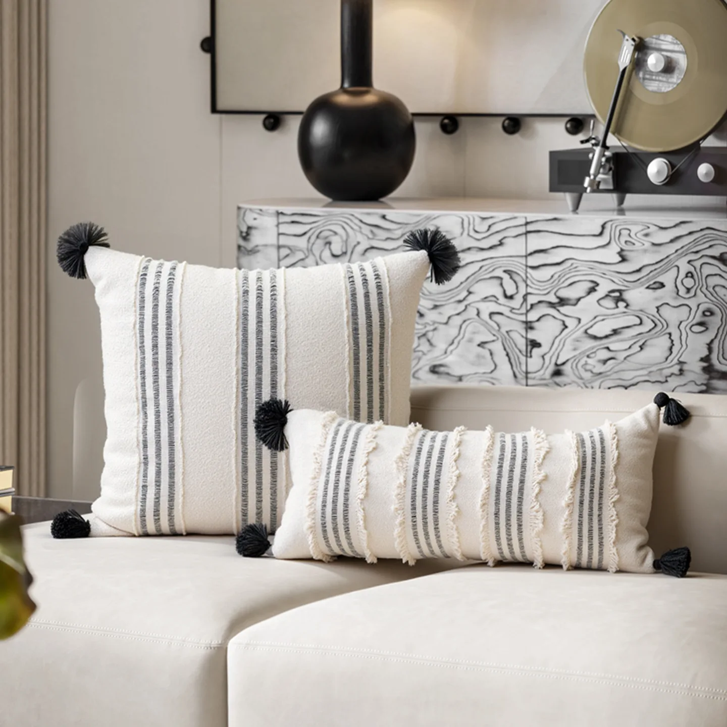 

Modern Retro Style Cushion Cover With Tassels Beige Pillows Cover Decorative Pillow Case For Sofa Living Room Home Hotel