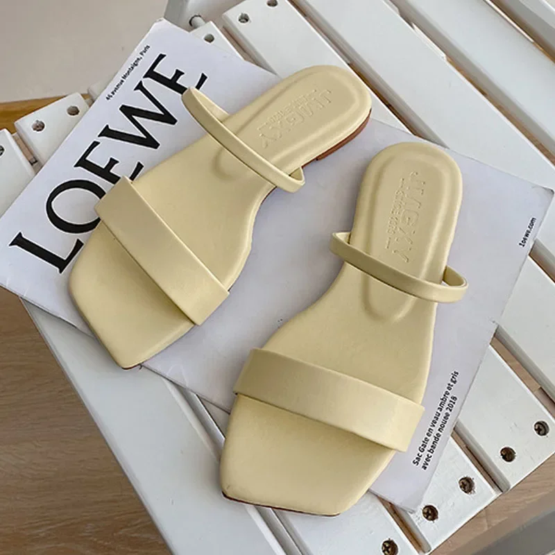 New Slides Women Shoes Summer Fashion Solid color Leather Straps Slippers Lady Square Toe Peep Toe Sandals Flat Outdoor Slippers