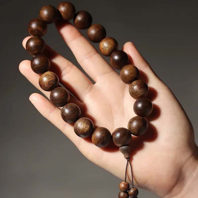 Hainan Huang Qinan Bracelet Submerged Water Kyara Buddha Beads Rosary Handheld 18 Pieces Crafts Car Hanging