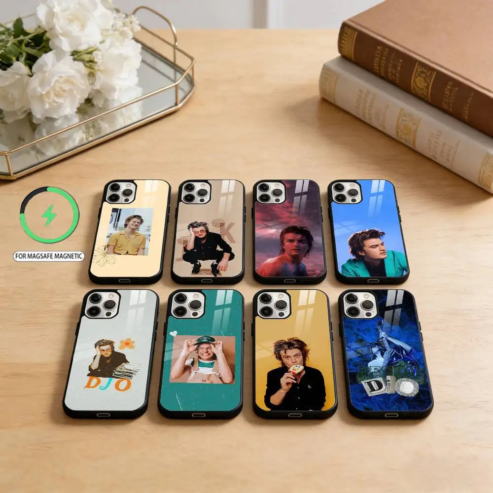 

Singer D-Djo J-Joe K-Keery Phone Case For iPhone17,16,15,14,13,12,11 Plus,Pro Max Magnetic For Magsafe Wireless Charging