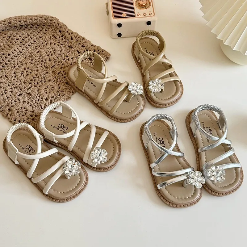 

Girls Sandals Children Love Princess Shoes Soft Soled Beach Shoes Sandals for Girl Breathable Summer Beach Shoes Sandal for Girl