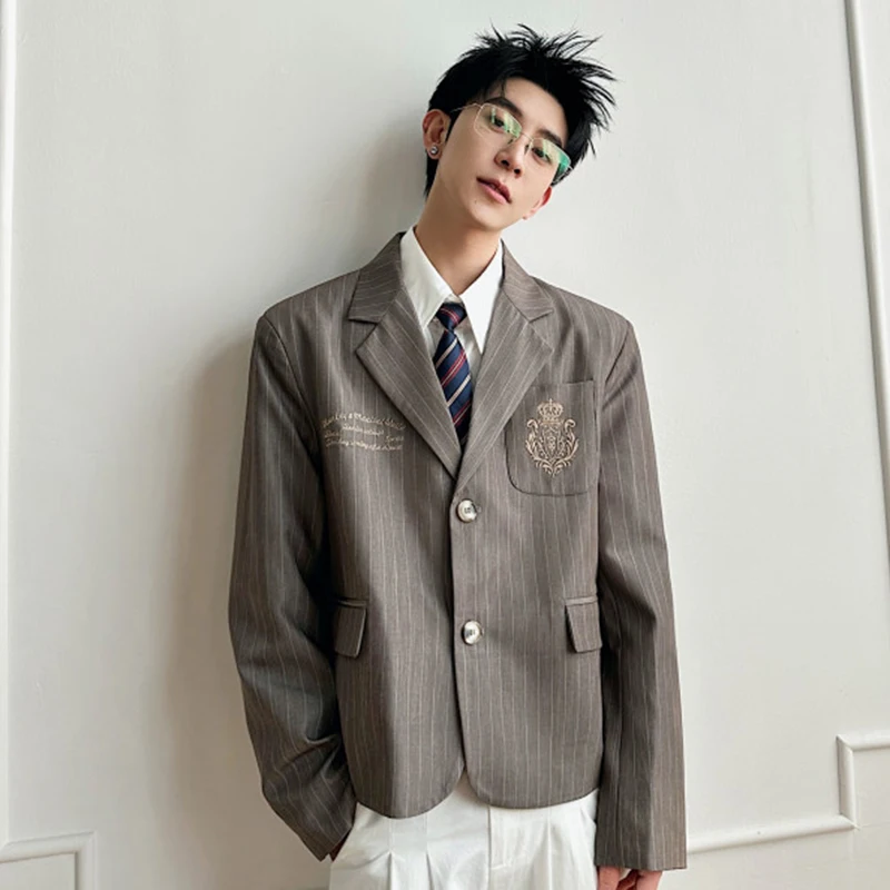 WTHT Fashion Men's Striped Embroidery Design Blazer Coats Trendy 2026 Summer Turn Down Collar Double Buckle Jackets Male 2A3071
