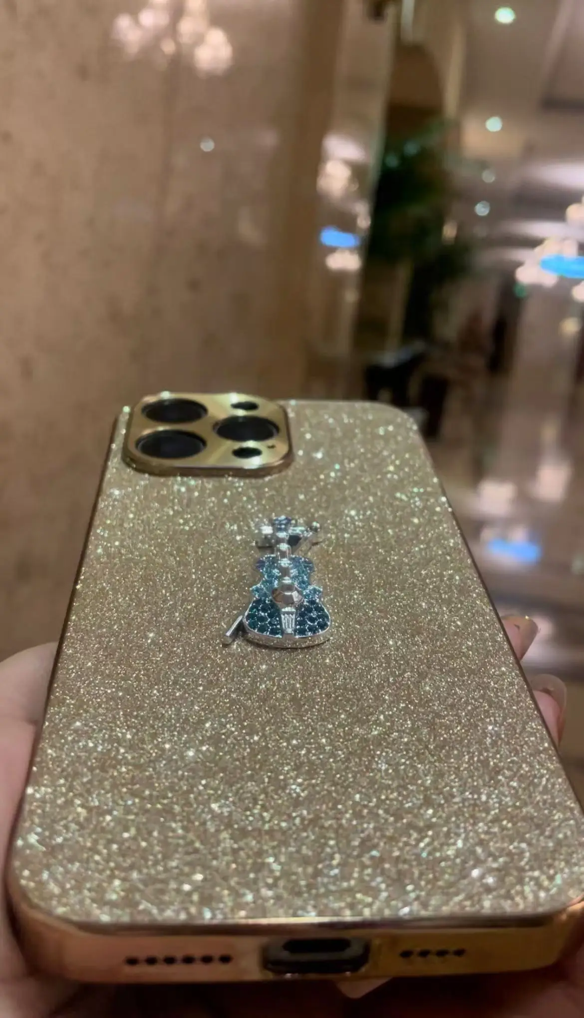 Luxury gold Plating iphone Case  diamond For iPhone 16 Pro Max case iphone 13 case iphone 15caseShockproof Cover for Women  Men