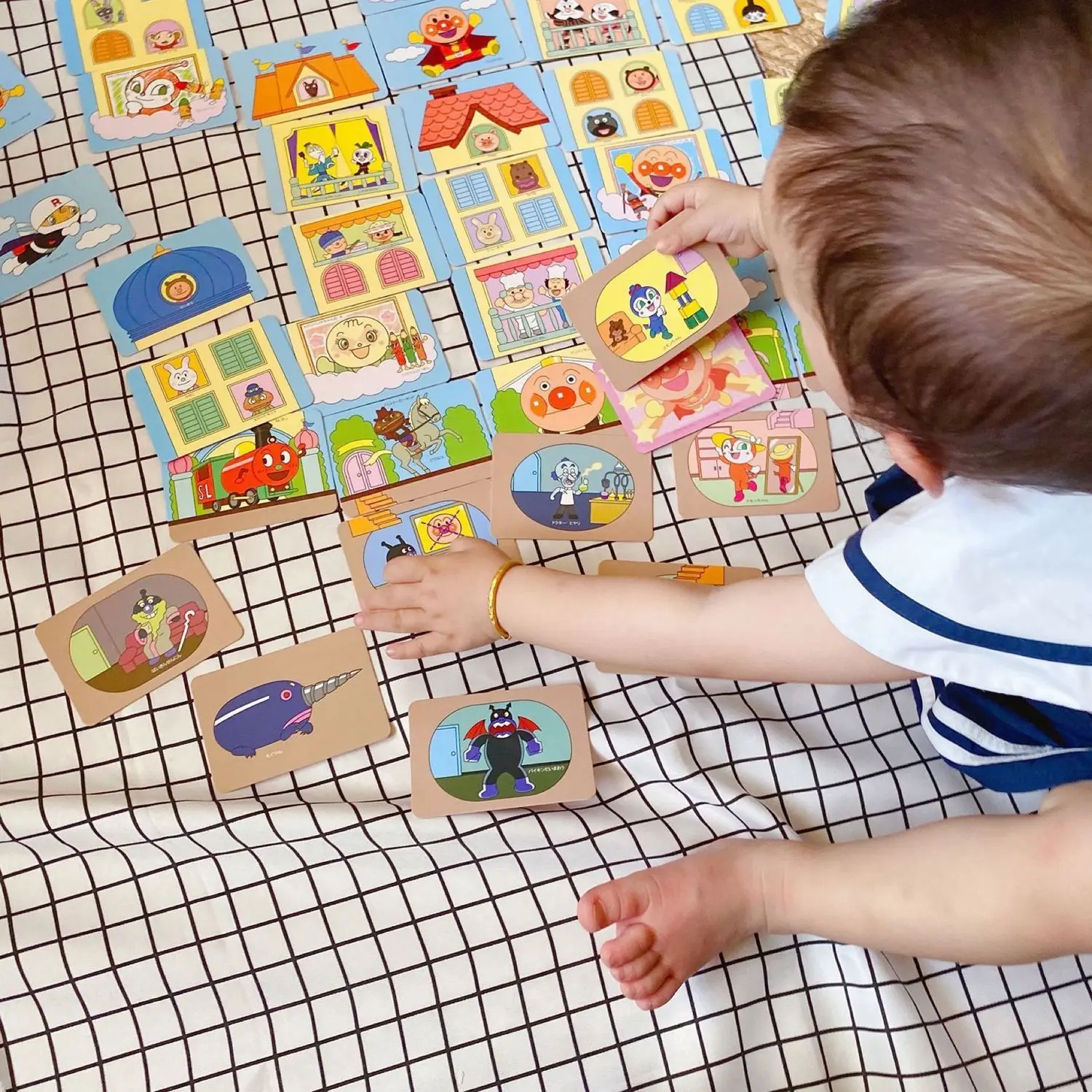 Anpanman puzzle creative cartoon game puzzle toy, parent-child interactive play, cute, great for giving to friends, fun gift view 4