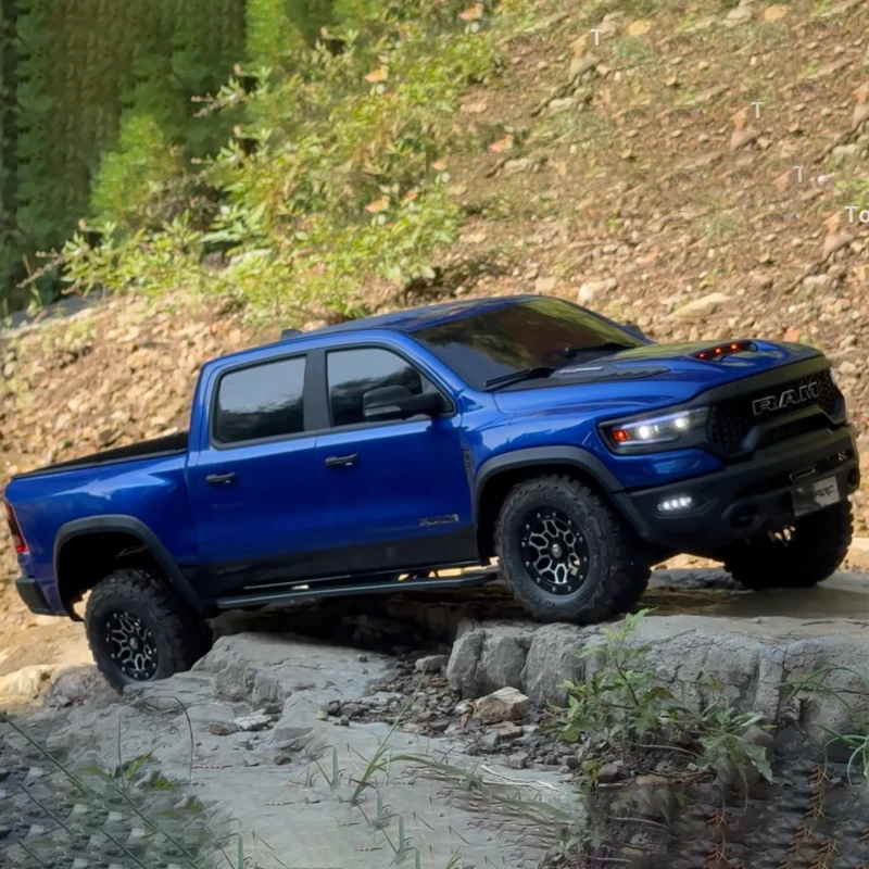 TRACTION HOBBY KM 1500 Pickup Truck 4WD RTR 1/8 Electric Remote Control Model Cars Crawler Adult Children's Toys