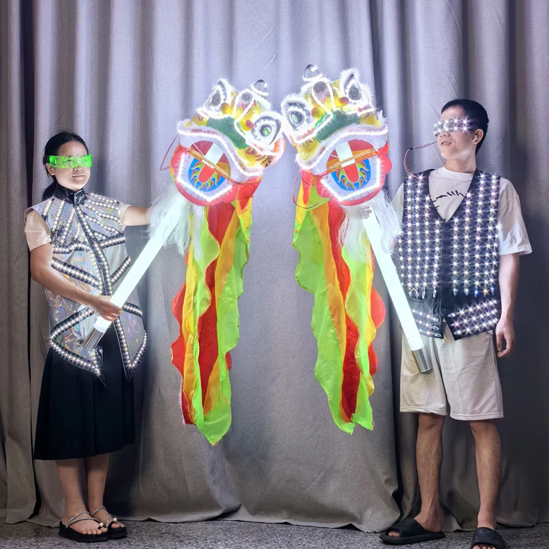 

LED Light Up Southern Lion Head Dance Costume Performance Props Factory Direct Hand Held Awakening Lion Dance Bar Stage Show Equ