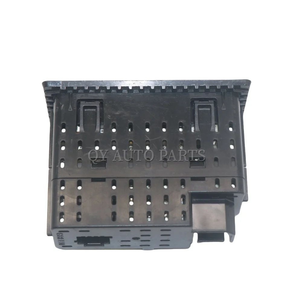 284H3-9HE1A 284H3-9HE0A 284H3-9HE2A พอร์ต USB และ Type C ช่องเสียบเสริมสำหรับรถยนต์นิสสัน ไททัน ปี 2021-2024