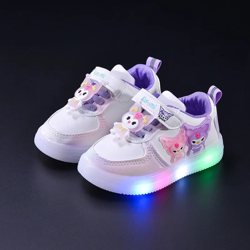 

Sanrio hello kitty vibration lighting student sports shoes spring autumn casual shoes cute kuromi luminous children board shoes