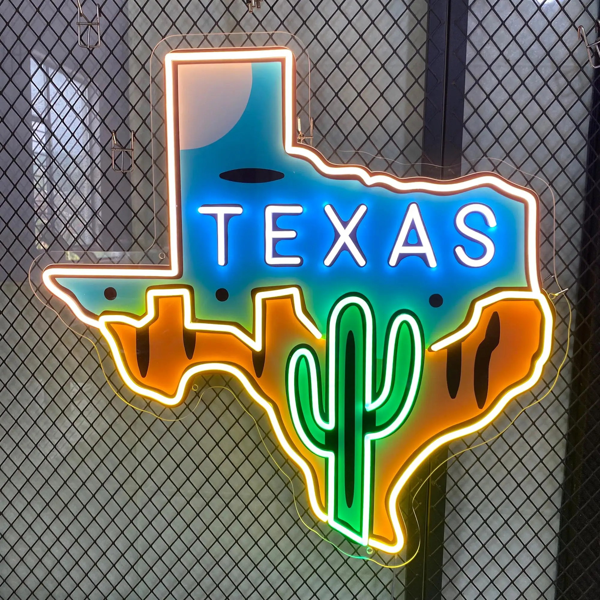 Texas Map Neon Sign Pop Art State Cactus Sign Neon Wall Decor Custom Neon Birthday Gifts for Teens Room Decor Bar Club Neon