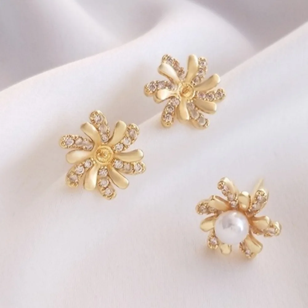 

Медные 14-каратные золотые серьги-гвоздики с микроцирконом, маленькие серьги-гвоздики с полуотверстиями, серьги-гвоздики ручной работы с жемчугом, аксессуар, материал