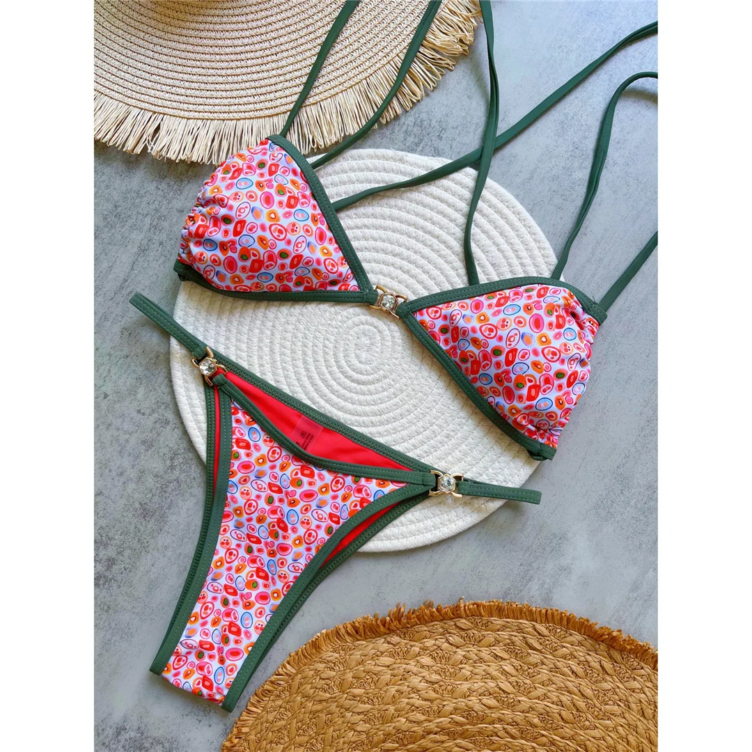 Bedruckter, mit Strasssteinen besetzter, hoch geschnittener Bikini, Damen-Badebekleidung, zweiteiliger Bikini, Badeanzug, Badebekleidung, Modell V6153. – Detail 8