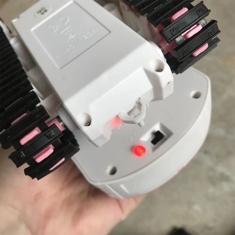 Pelle RC à distance 2.4G, voiture rose, véhicule d'ingénierie en alliage, camion sur chenilles, jouets pour filles et enfants, cadeaux de noël