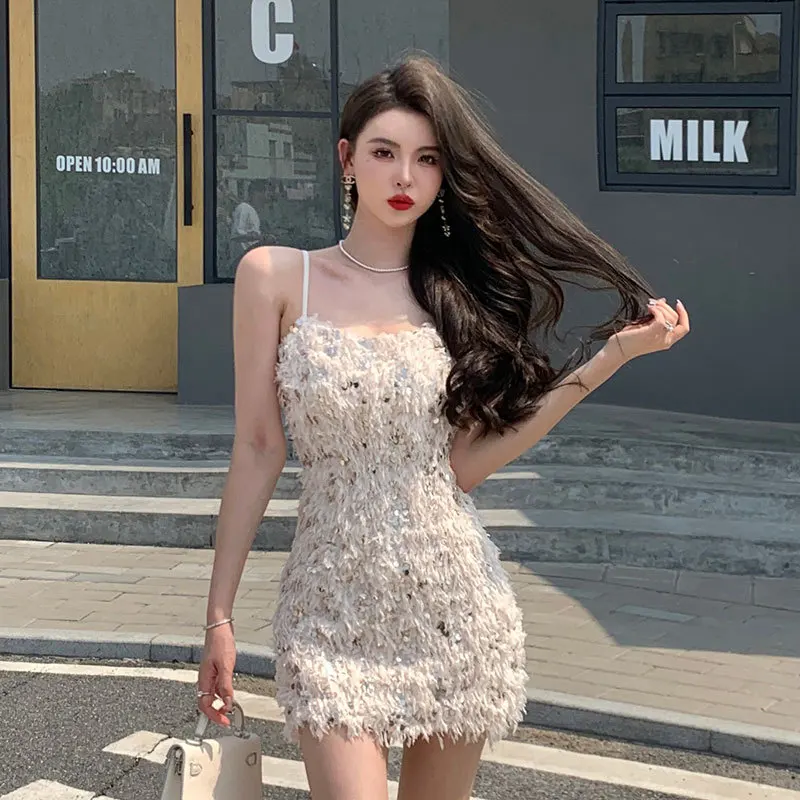 

High Quality Luxury Brand's New Summer Beaded Short Skirt Feels Slim and Pure Sweet and Spicy Sexy Suspender Dress Streetwear