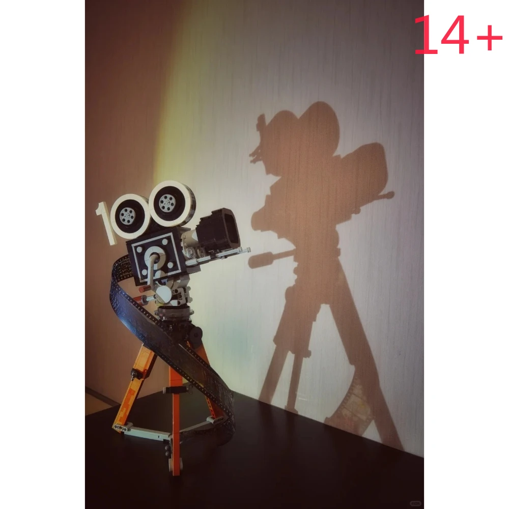 

Конструктор-фотоаппарат «Посвящение» к 100-летию, коллекционные кирпичики, игрушки-конструкторы, подарок для детей и взрослых фанатов, с артикулом 43230