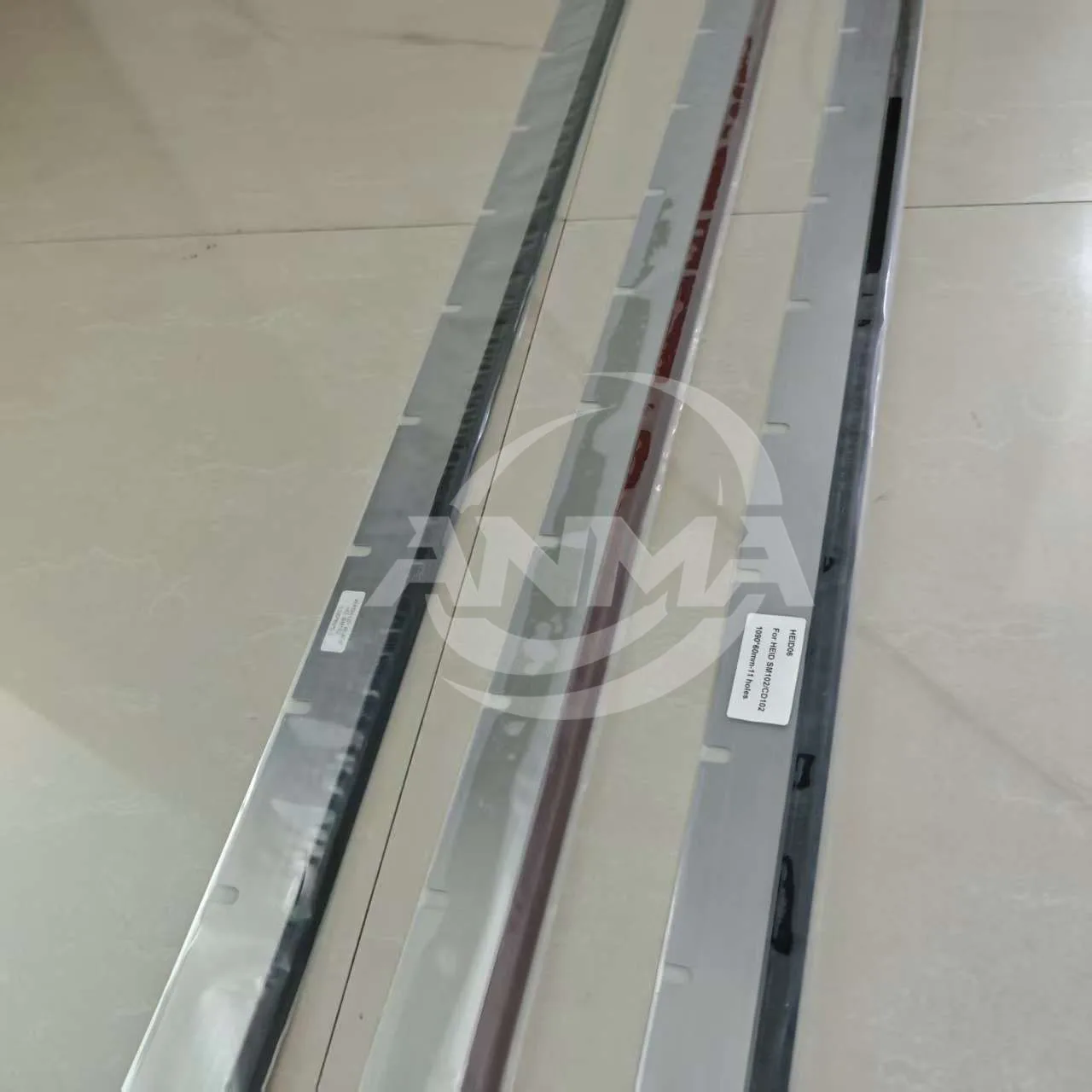 

4pcs High Quality Import Polyurethane Material SM102 CD102 Wash Up Blade Length 1090mm 11 Holes