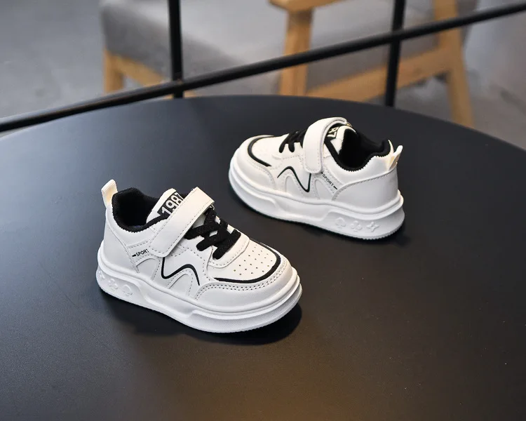 2026 Kinder-Sneaker: Modisches Design, Weiß, Rutschfest, Freizeitschuhe für Jungen und Mädchen, Atmungsaktive Turnschuhe, Kleinkinder-Outdoor-Schuhe – Detail 10
