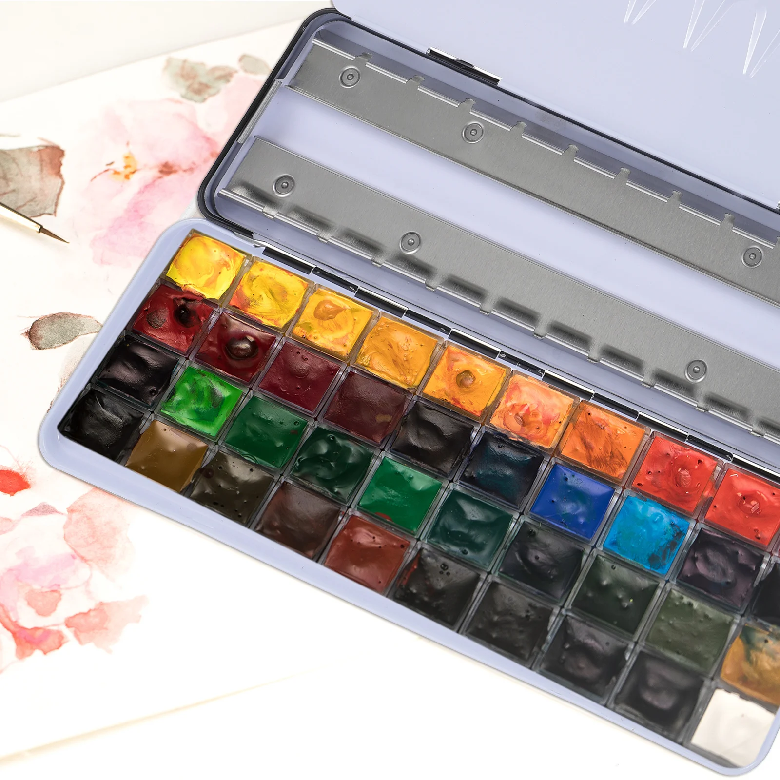 

1Pcs Empty Watercolor Tin Large Pigment Storage Box Metal Paint Case Compact Lightweight Portable for Watercolor Paints